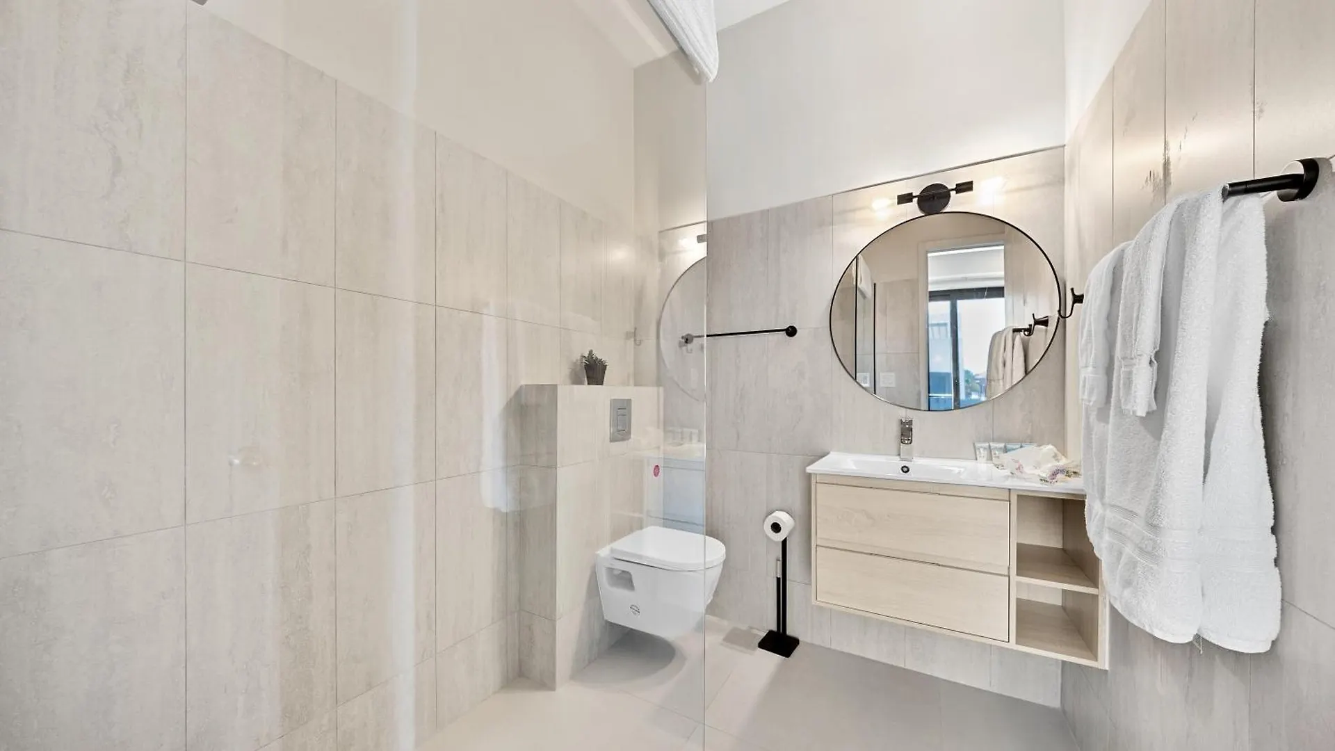 Catalina Residence Apt 3 - L.G. Smith Boulevard 546-J Palm Beach Vakantiehuis
