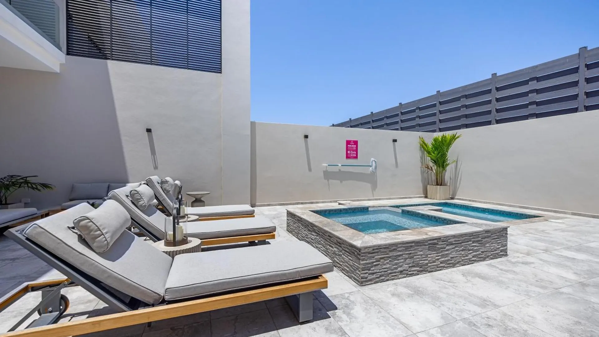 Catalina Residence Apt 3 - L.G. Smith Boulevard 546-J Palm Beach