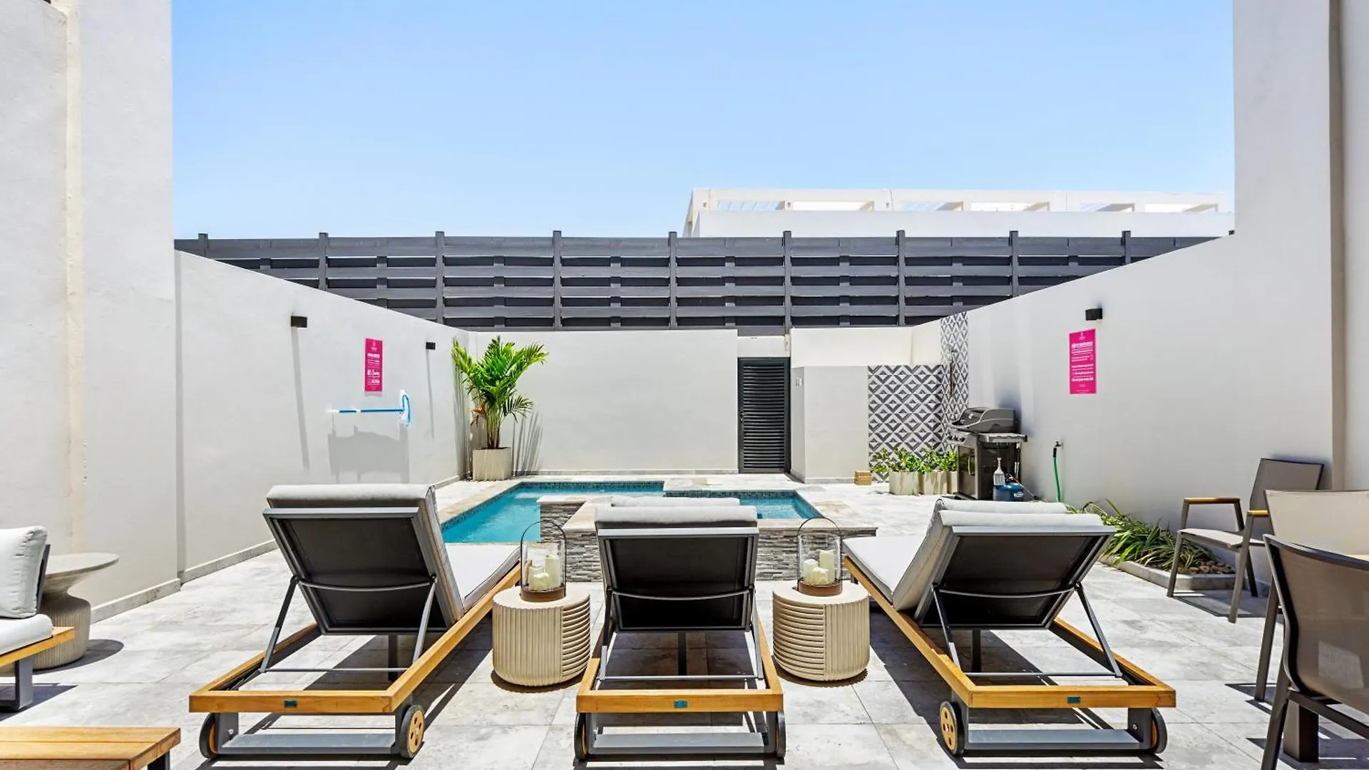 Catalina Residence Apt 3 - L.G. Smith Boulevard 546-J Palm Beach Aruba