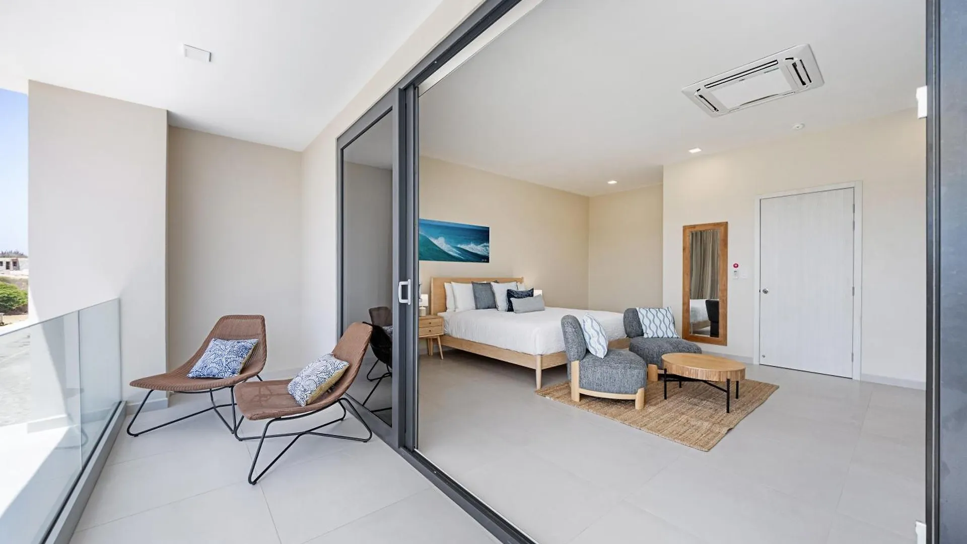Catalina Residence Apt 3 - L.G. Smith Boulevard 546-J Palm Beach 0*,  Aruba